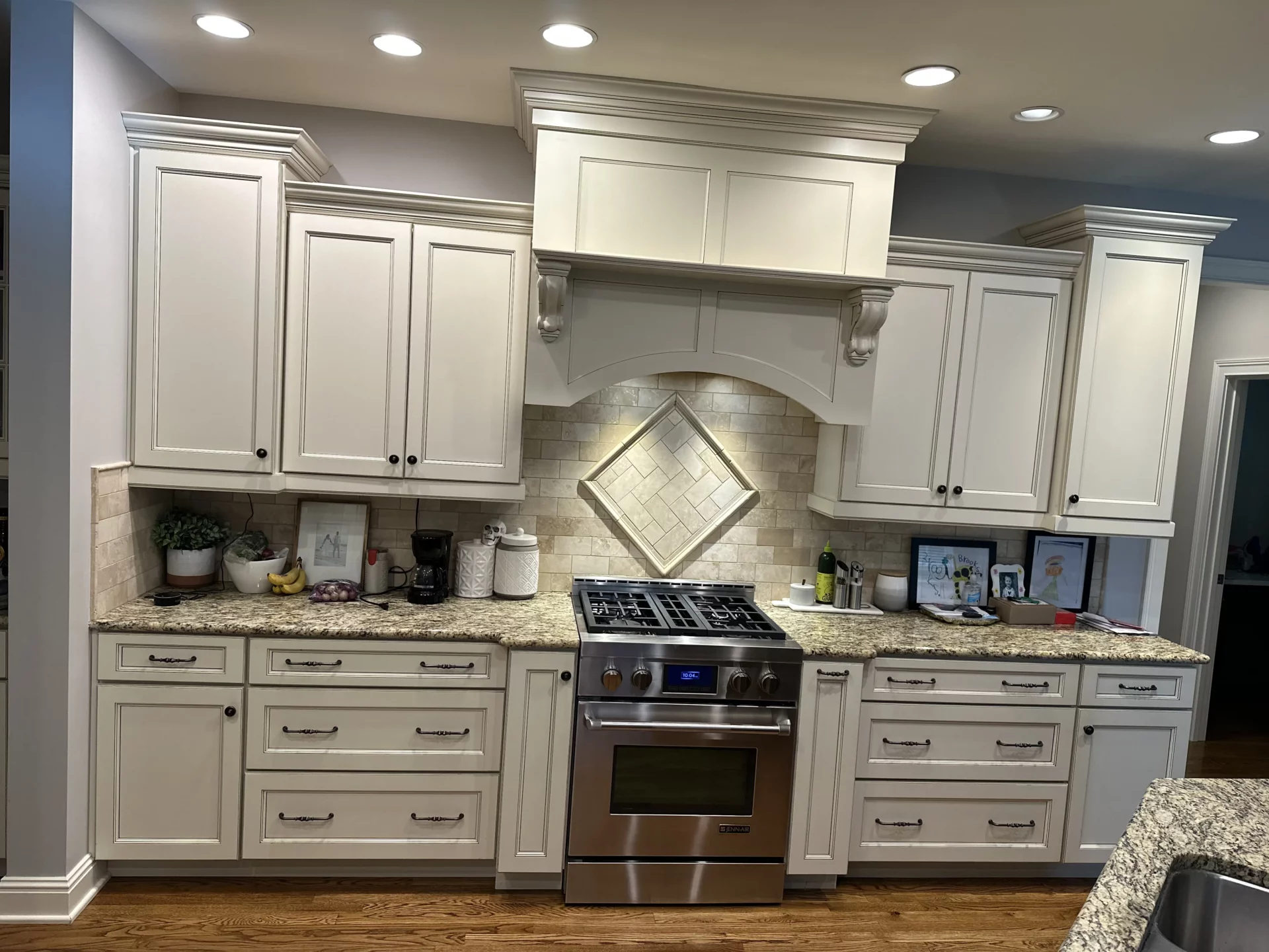 Elite Floors KY kitchen tile installation remodel update cabinets